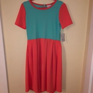 LuLaRoe Amelia